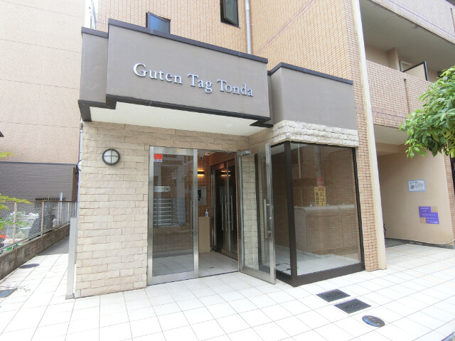 3/6 エントランス