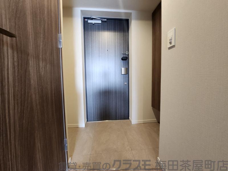 14/30 玄関