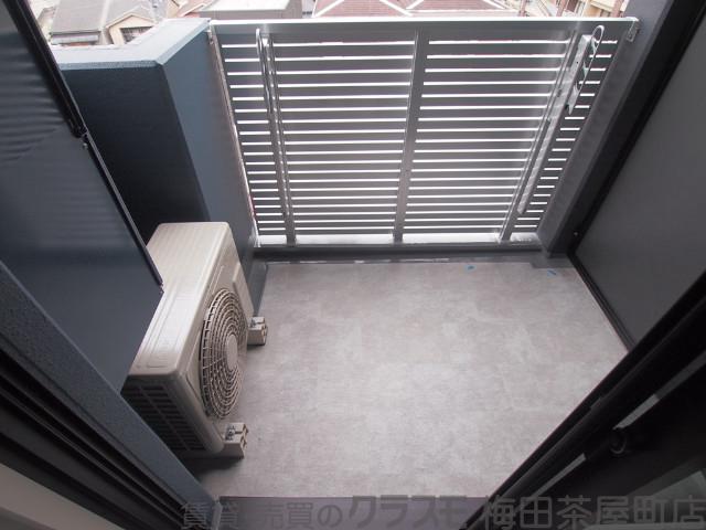 25/30 バルコニー