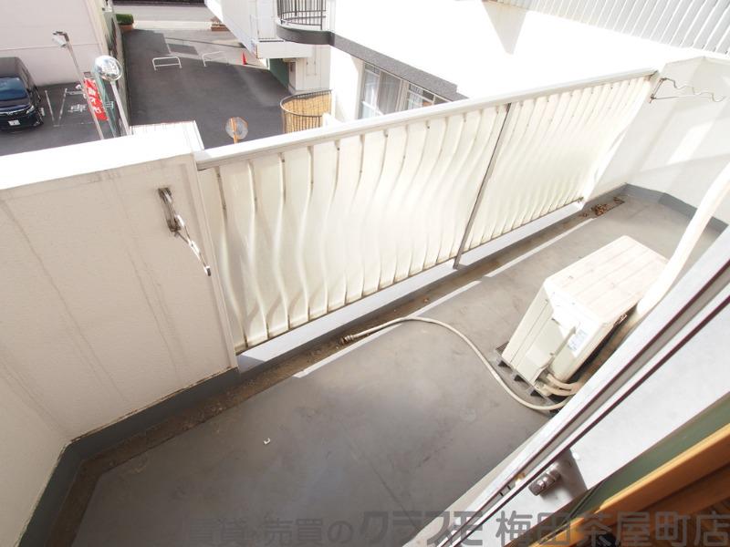 23/30 バルコニー