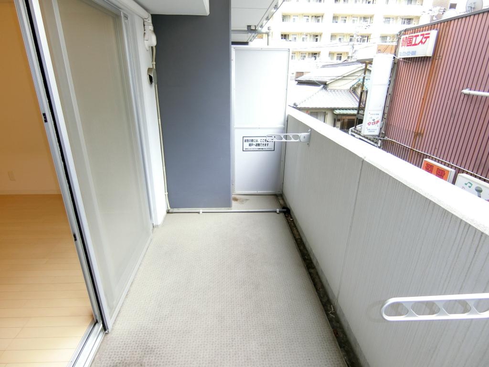 20/30 バルコニー