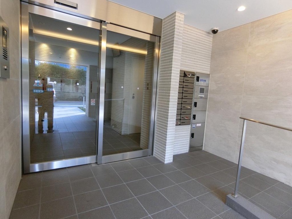 3/5 エントランス