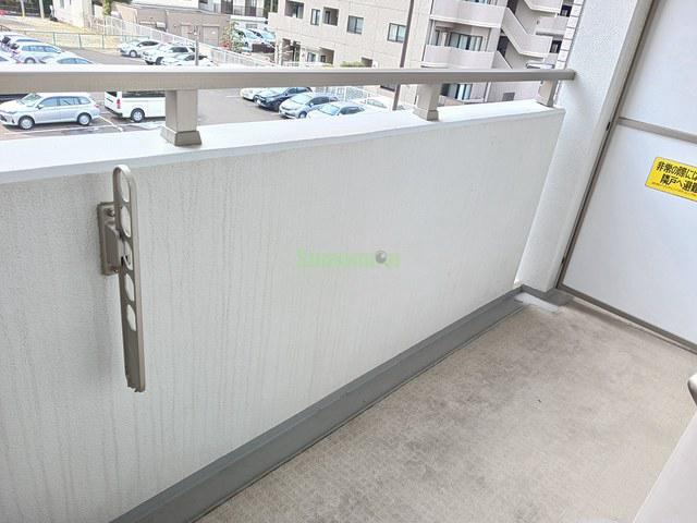 13/22 バルコニー