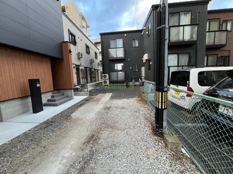 19/26 エントランス