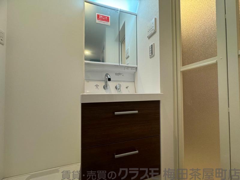 20/30 洗面