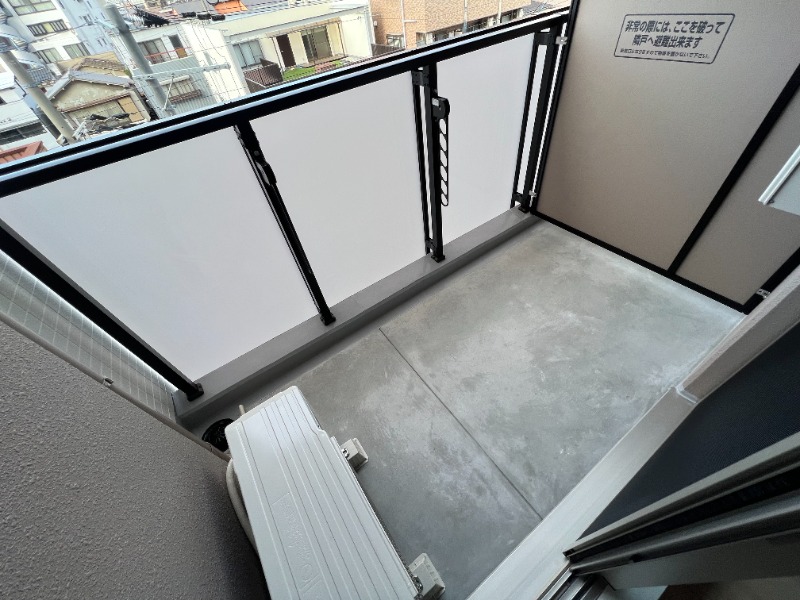 21/30 バルコニー