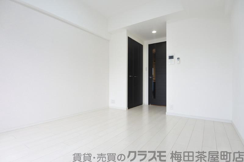 14/30 寝室