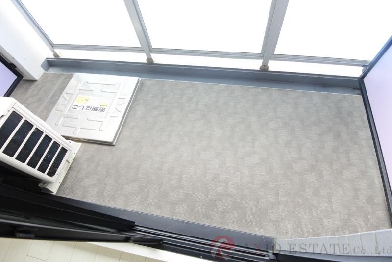 23/30 バルコニー