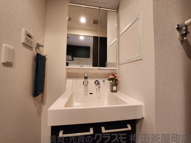 19/30 洗面