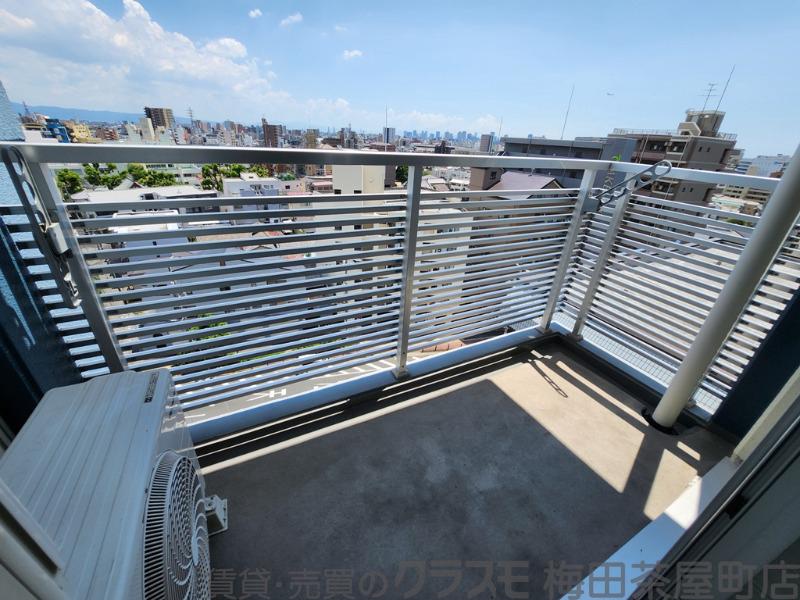 23/30 バルコニー