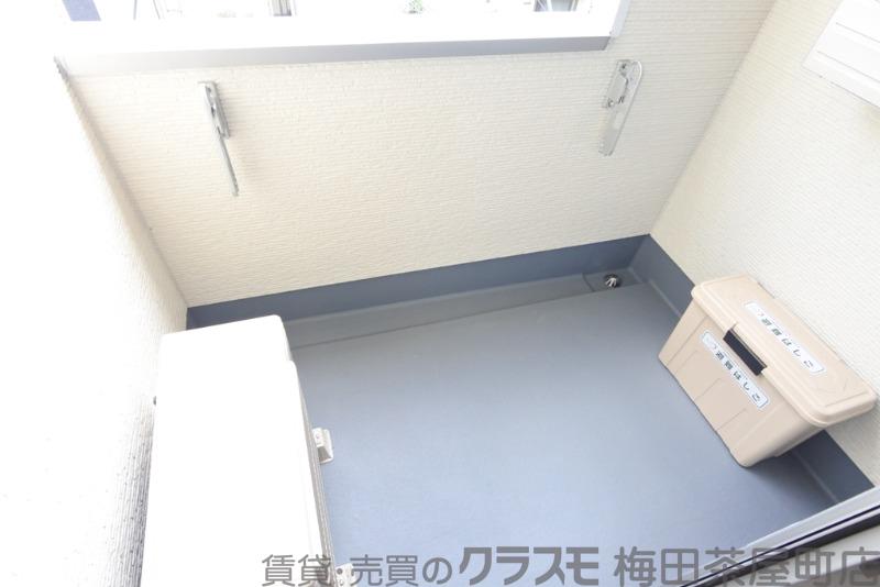 23/30 バルコニー