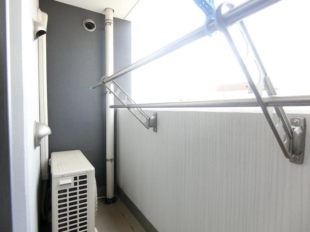 19/30 バルコニー