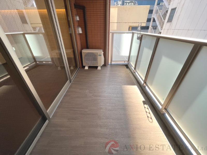 25/30 バルコニー