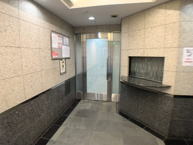 29/30 エントランス