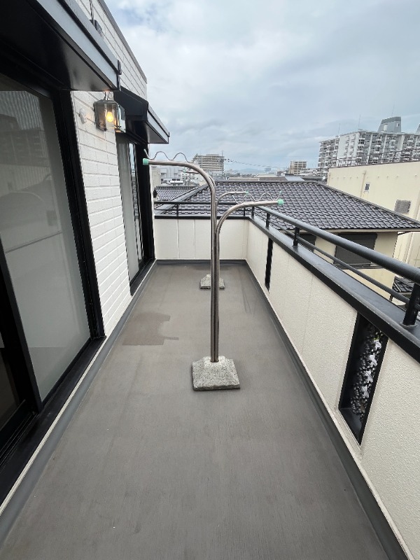 18/30 バルコニー