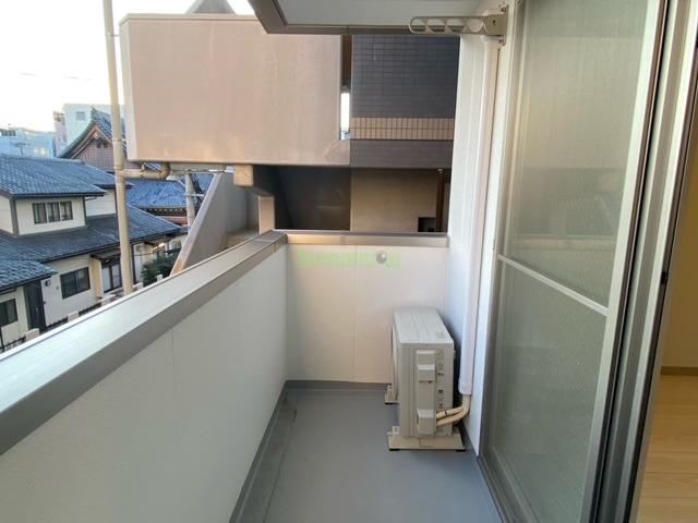 22/30 バルコニー