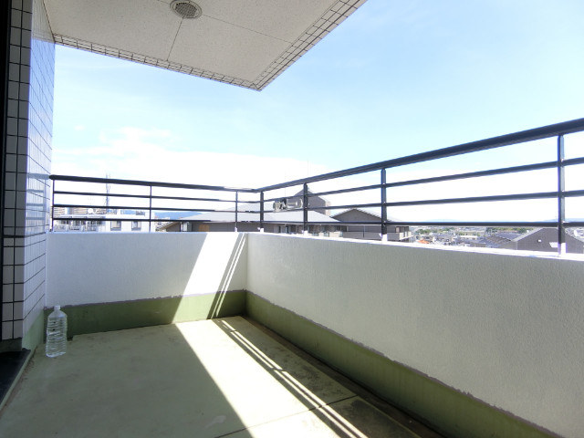 20/30 バルコニー