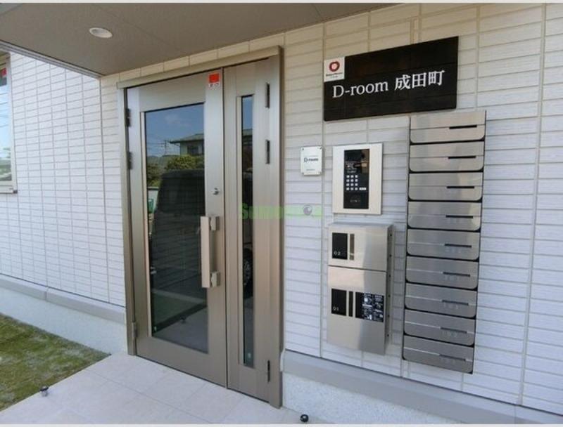 15/21 エントランス