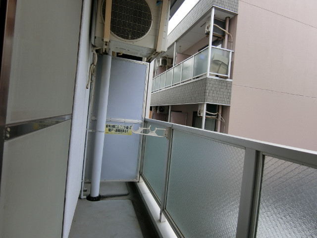 19/30 バルコニー