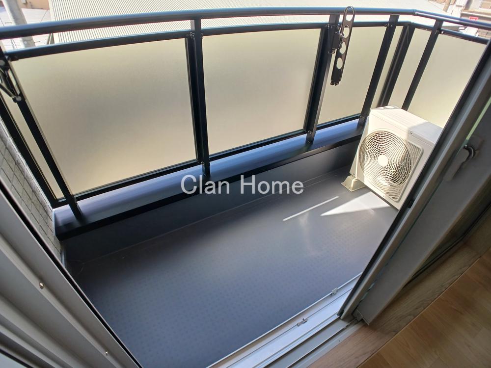 23/30 バルコニー