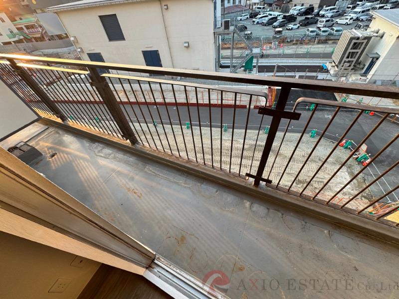 21/30 バルコニー