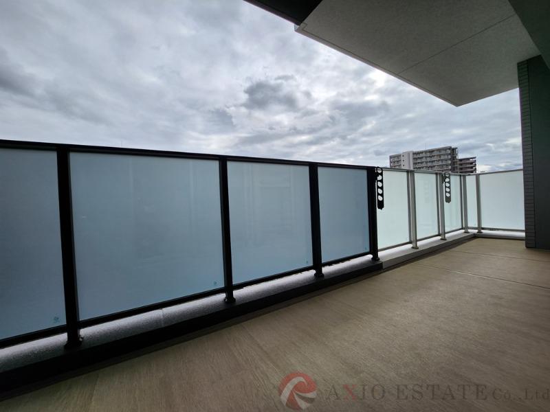 23/30 バルコニー