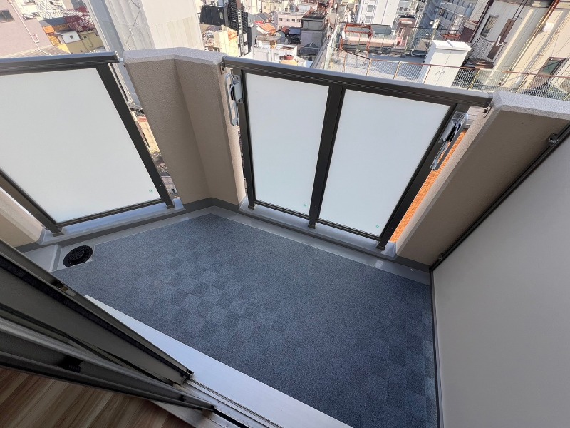 21/30 バルコニー