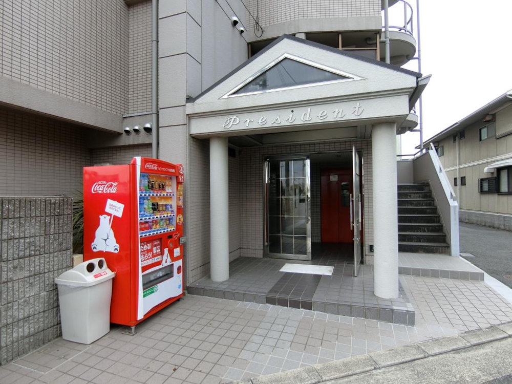 3/6 エントランス