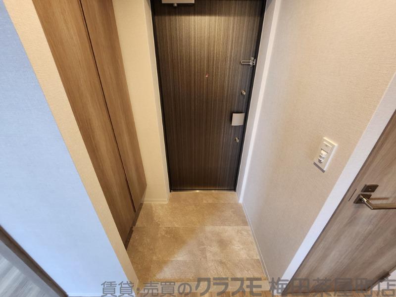 14/30 玄関