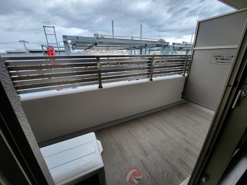 21/30 バルコニー