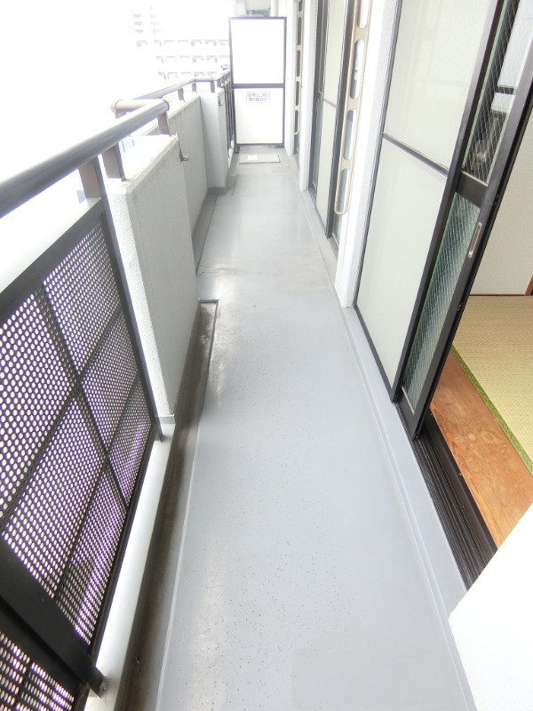 17/30 バルコニー