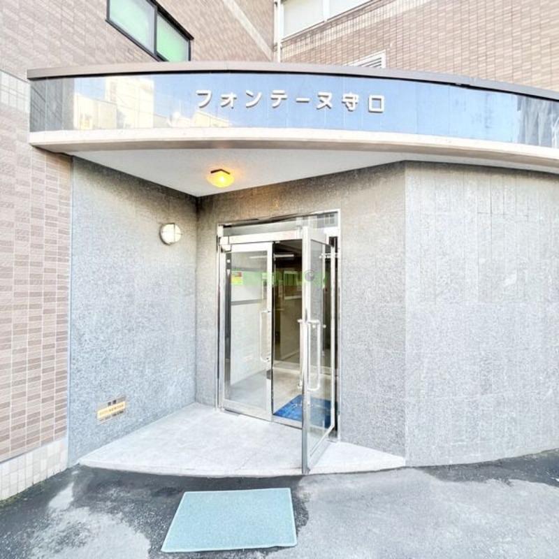 15/22 エントランス