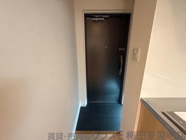 14/30 玄関