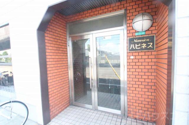 25/30 エントランス