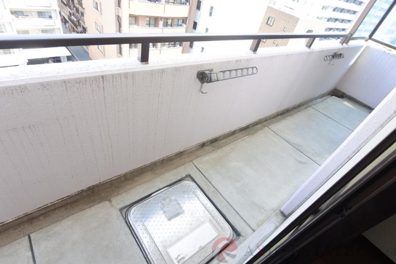 23/30 バルコニー