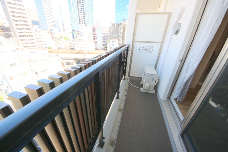 19/30 バルコニー