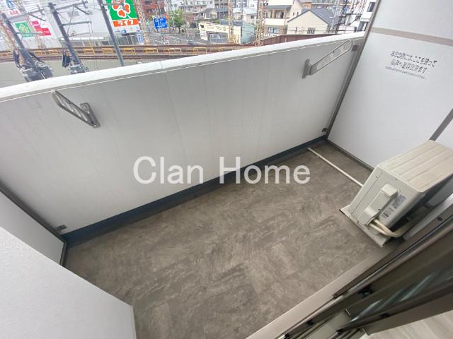 20/30 バルコニー