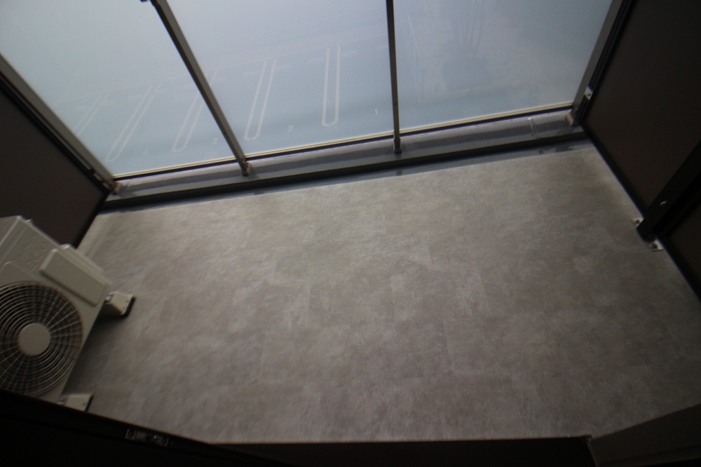 25/30 バルコニー