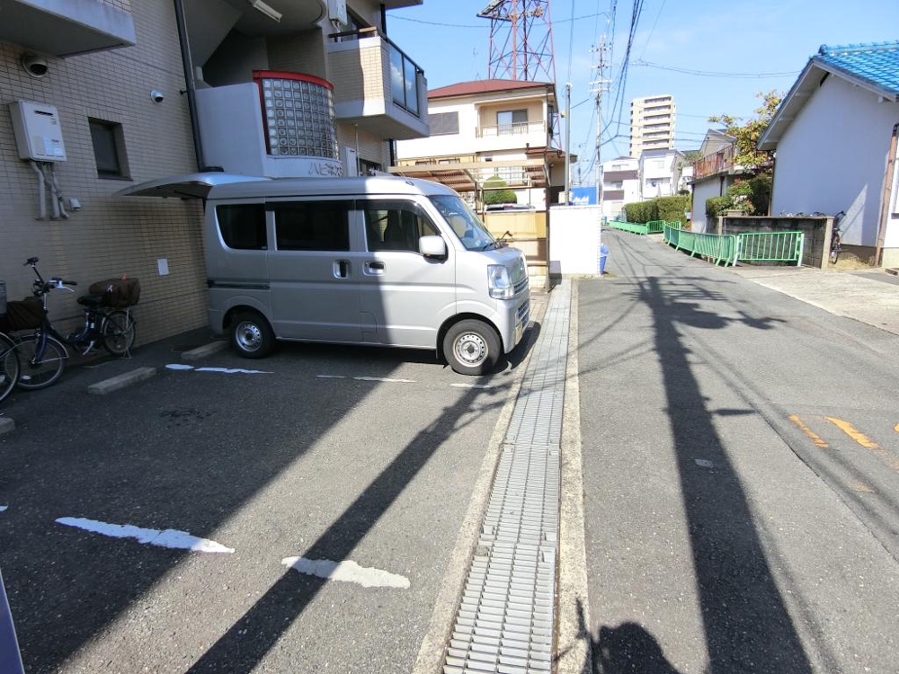 3/6 駐車場