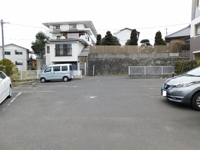 14/20 駐車場