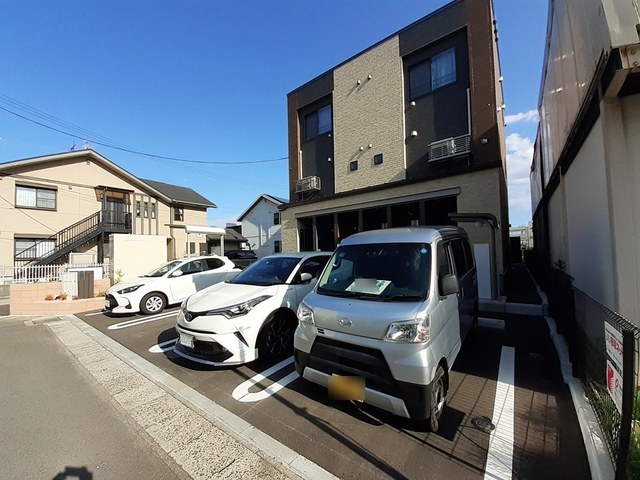 2/8 駐車場