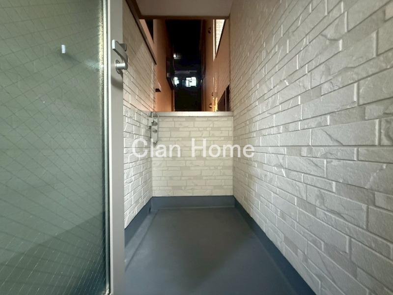 17/26 バルコニー