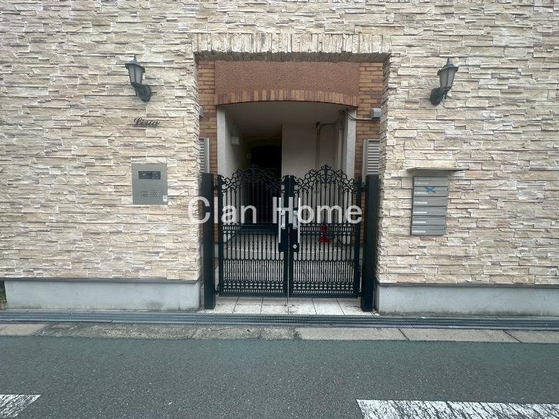 2/6 エントランス