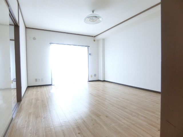 5/30 リビング/ダイニング