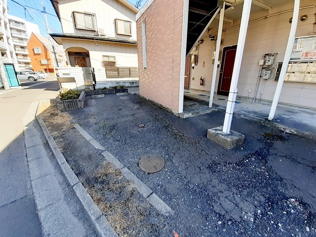 14/20 エントランス