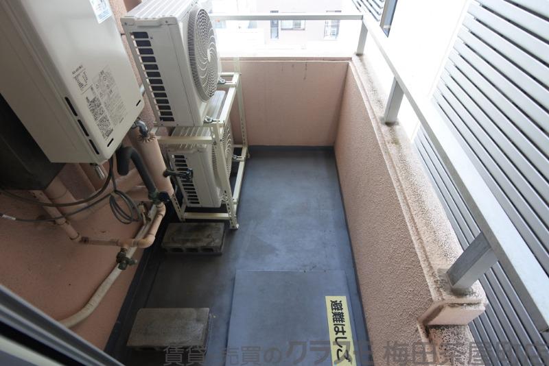 23/30 バルコニー