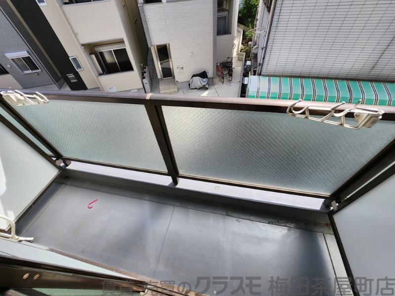 21/30 バルコニー