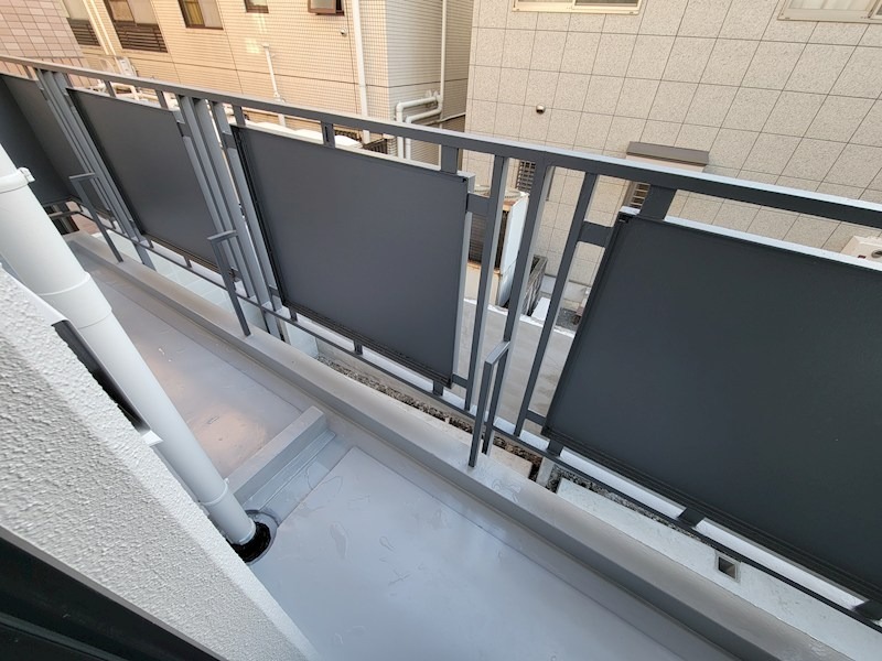 16/23 バルコニー