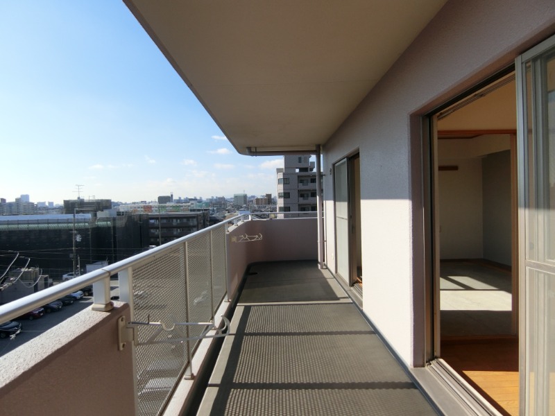 20/30 バルコニー