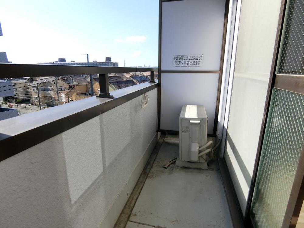 19/30 バルコニー